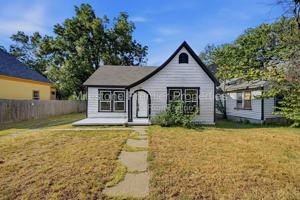 featured image of 716 W Heron St