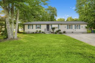 205 Manning Rd E - Photo 1 of 1