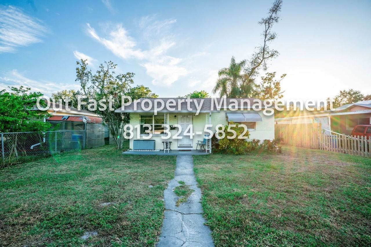 4810 Haines Rd N - Photo 3 of 43