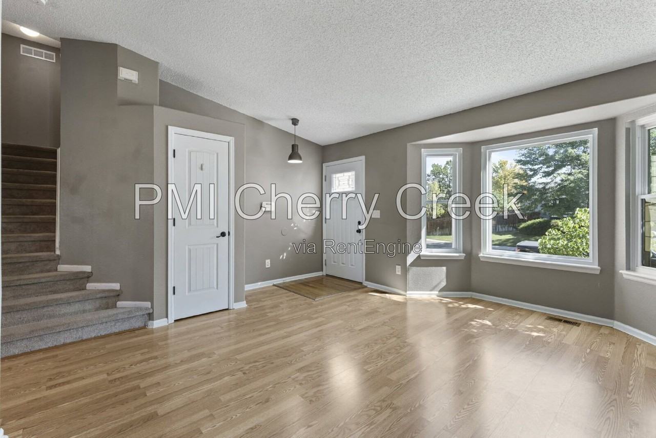 21494 E Crestline Ln - Photo 5 of 30