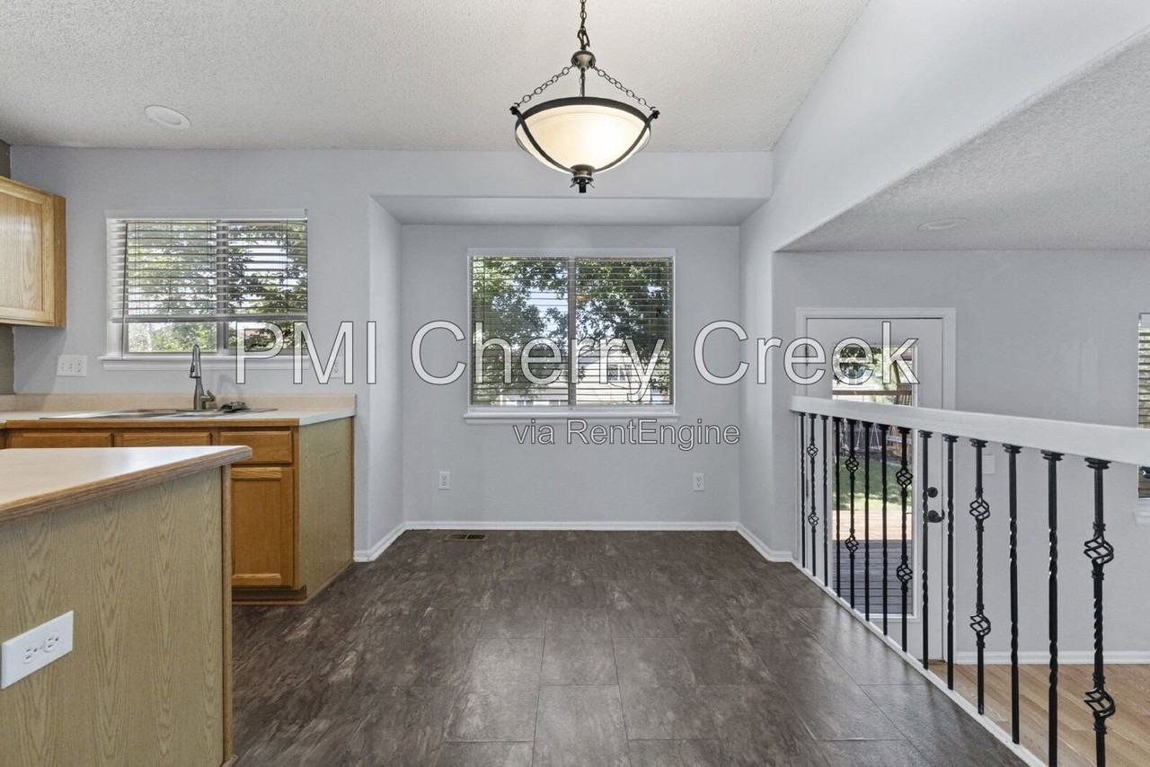 21494 E Crestline Ln - Photo 6 of 30