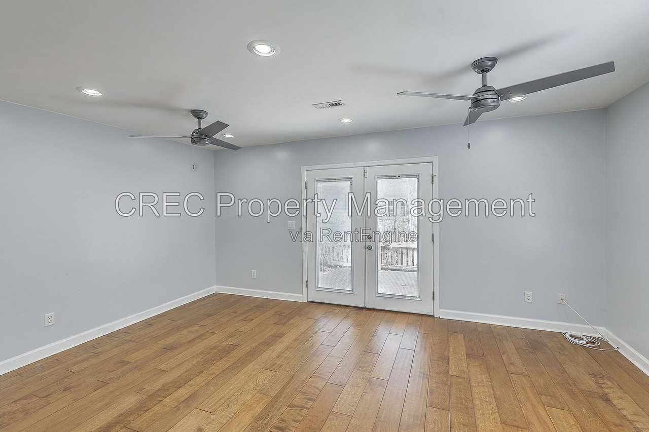 2882 Mackenzie Ct - Photo 6 of 24