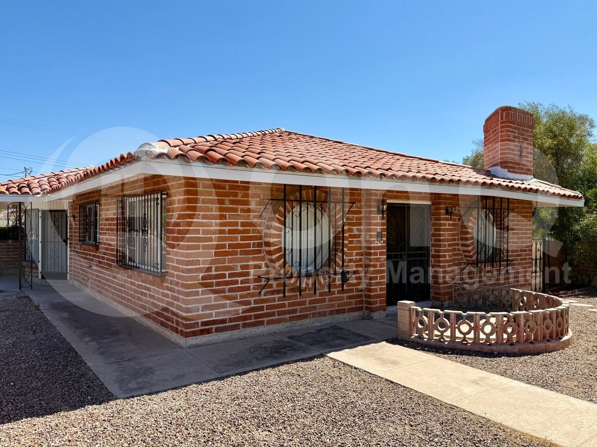 1590 E Hampton St - Photo 2 of 31
