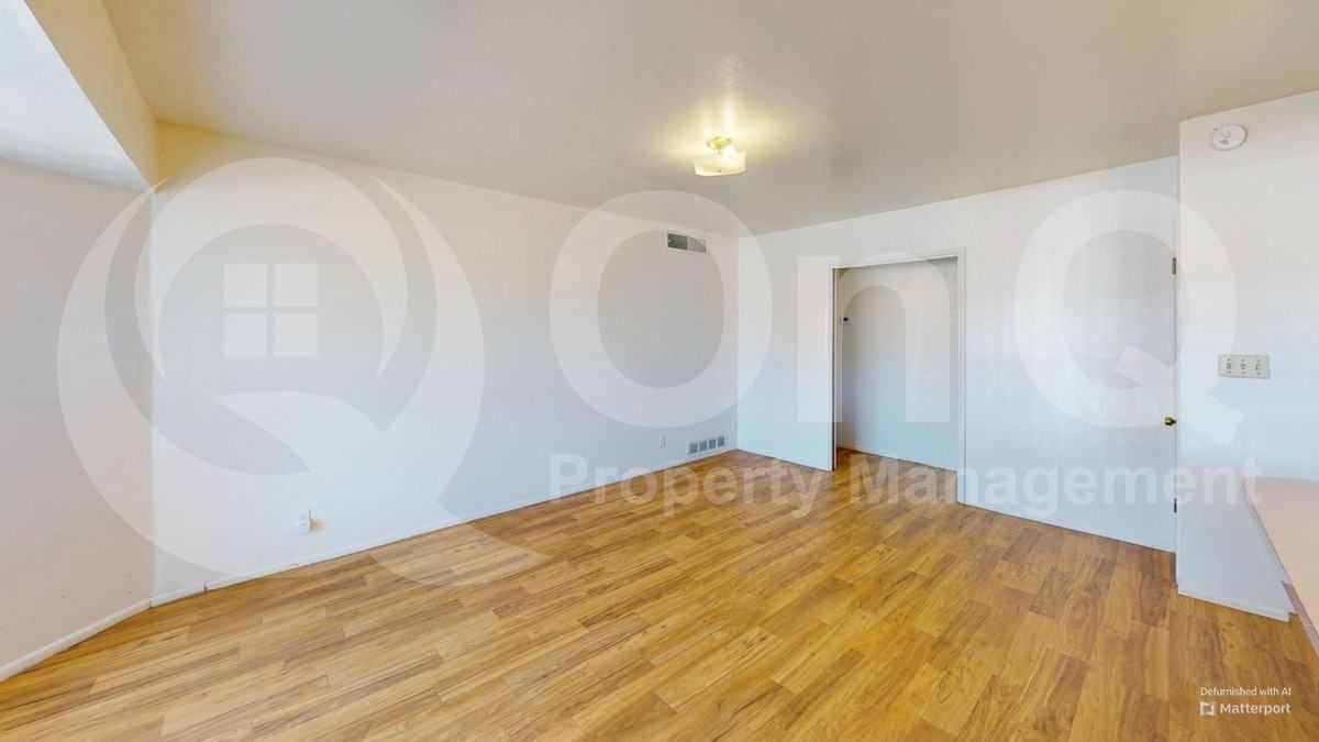 1590 E Hampton St - Photo 6 of 31