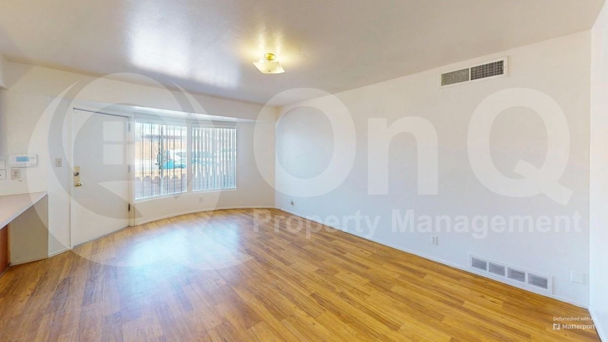 1590 E Hampton St - Photo 7 of 31