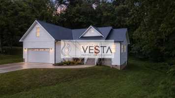featured image of 14 Holcombe Dr