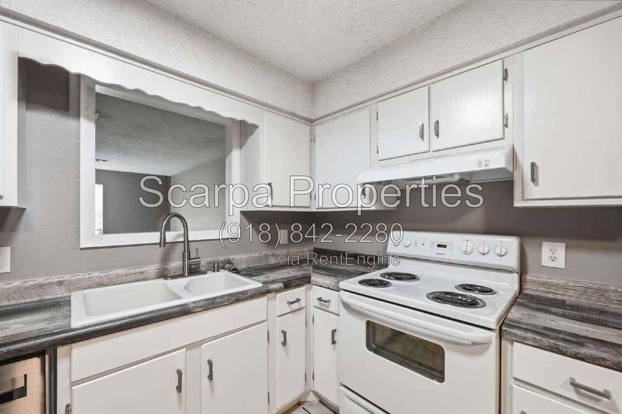 3119 S 130th East Pl - Photo 7 of 17
