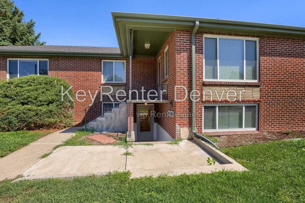 4100 Perry St - Photo 2 of 11