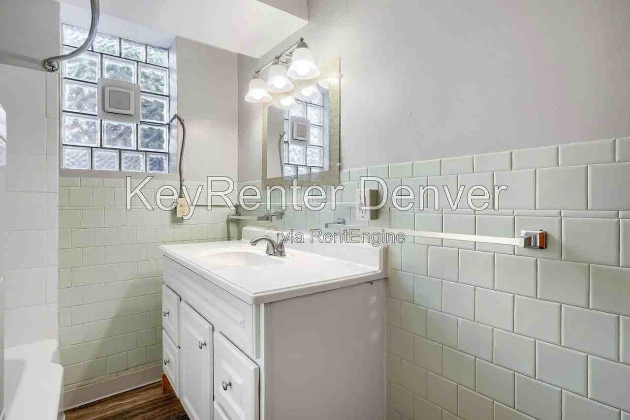 4100 Perry St - Photo 7 of 11
