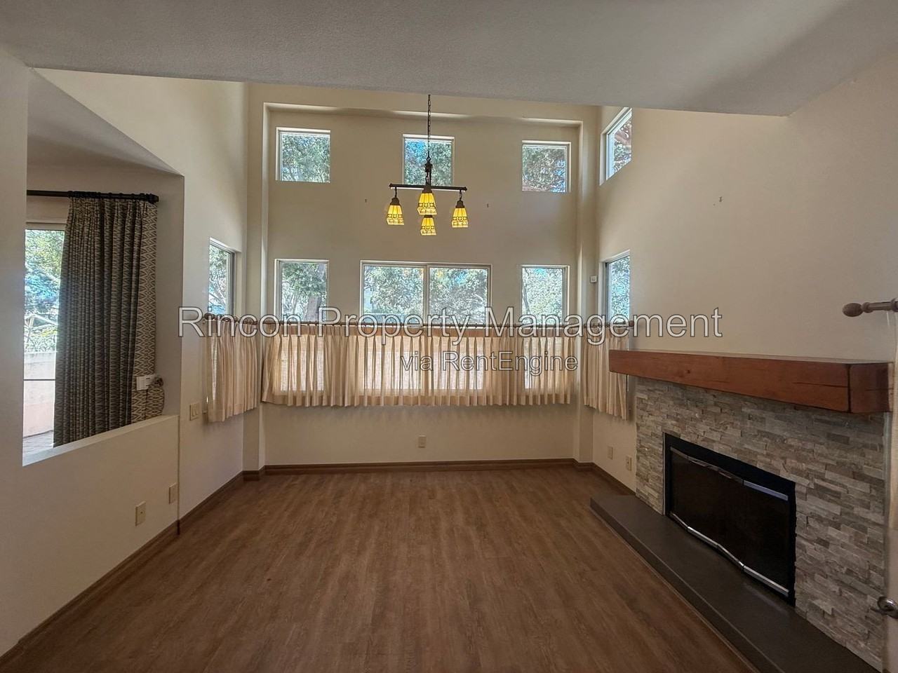 325 Blue Dolphin Dr - Photo 3 of 20