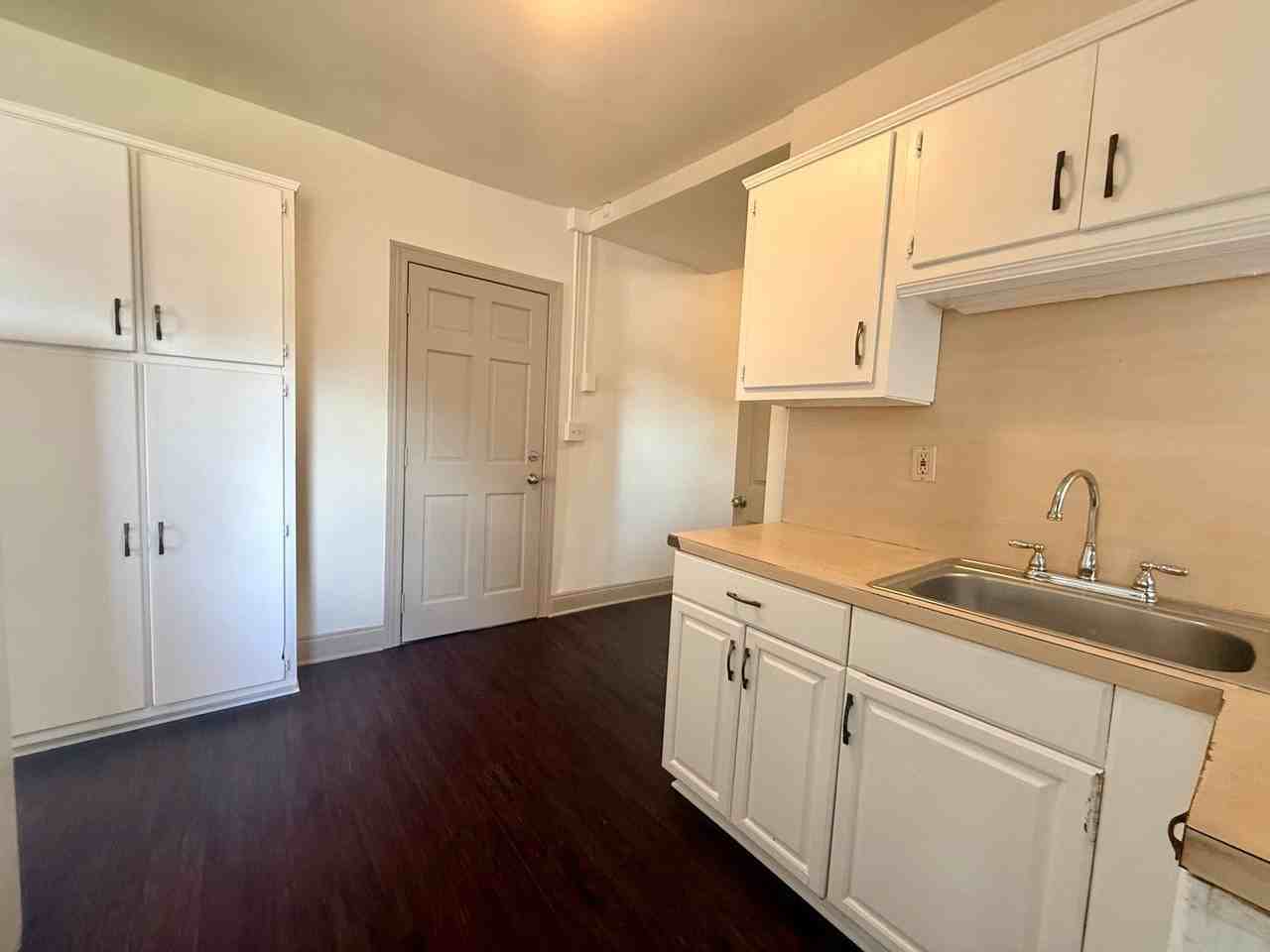 324 S Christian St #3 - Photo 3 of 14