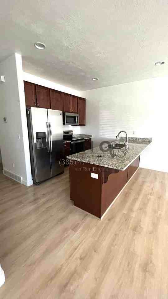 1248 W Saddlebred Way - Photo 3 of 23