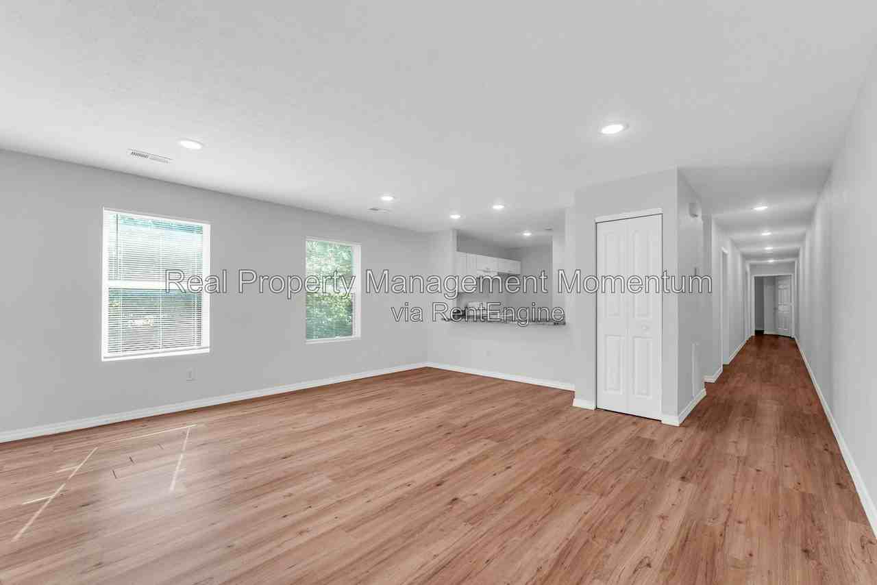 1602 W Scott St #A - Photo 4 of 26