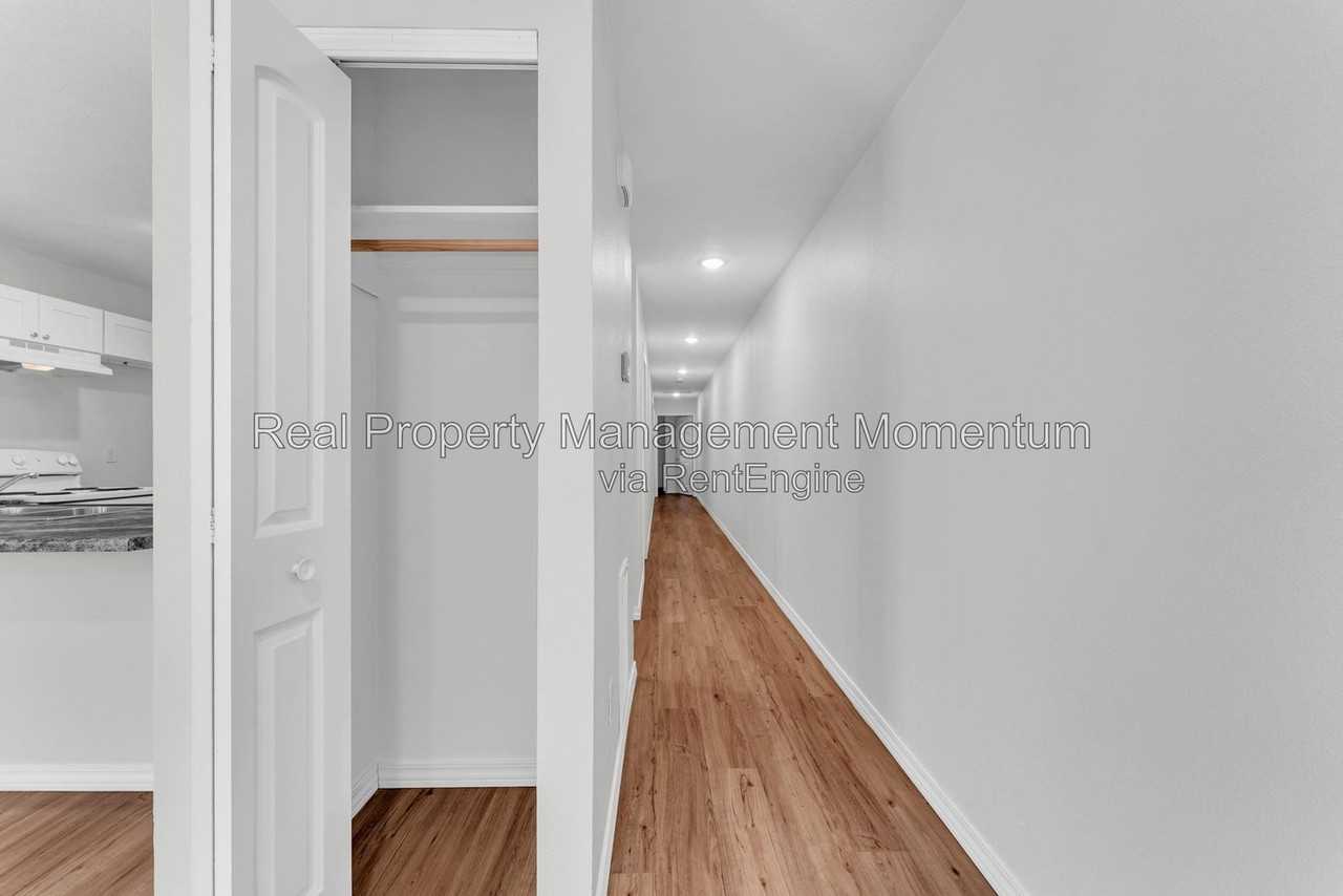 1602 W Scott St #A - Photo 5 of 26