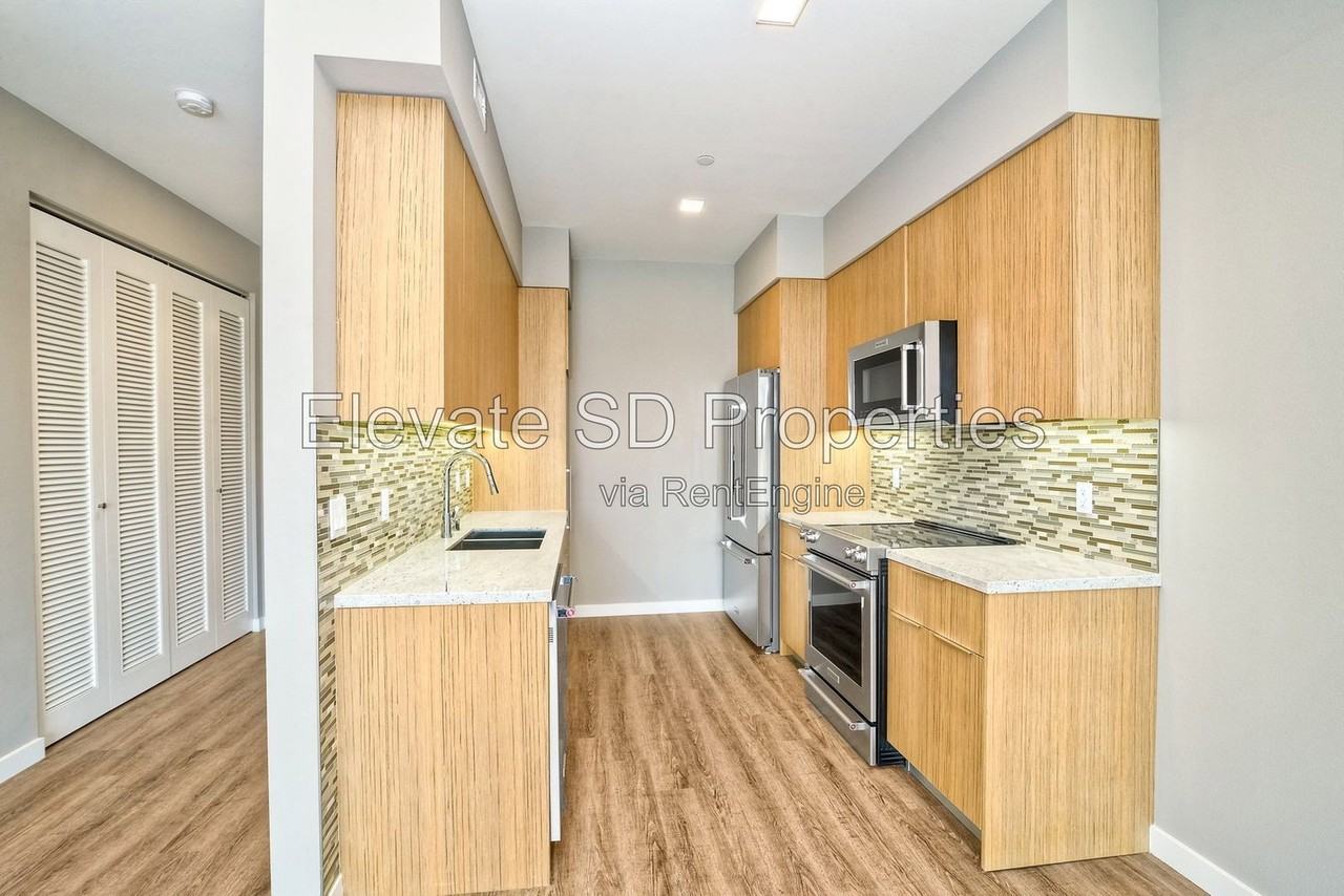 3088 State St #416 - Photo 3 of 39