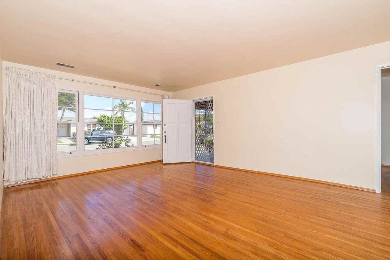 4988 63rd St - Photo 3 of 17