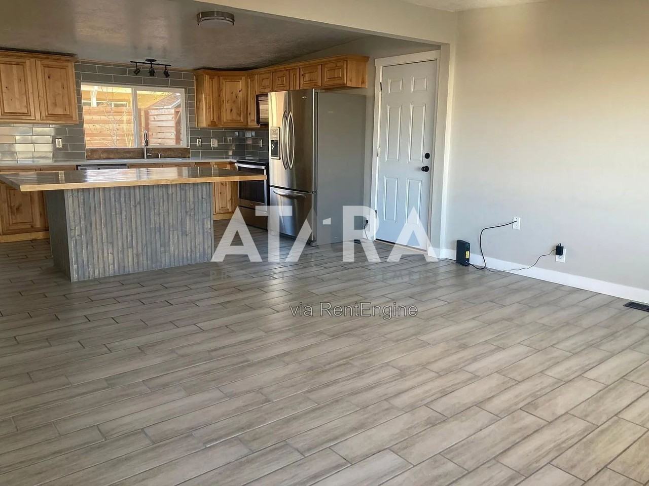 3213 W Rushton Ln - Photo 5 of 20