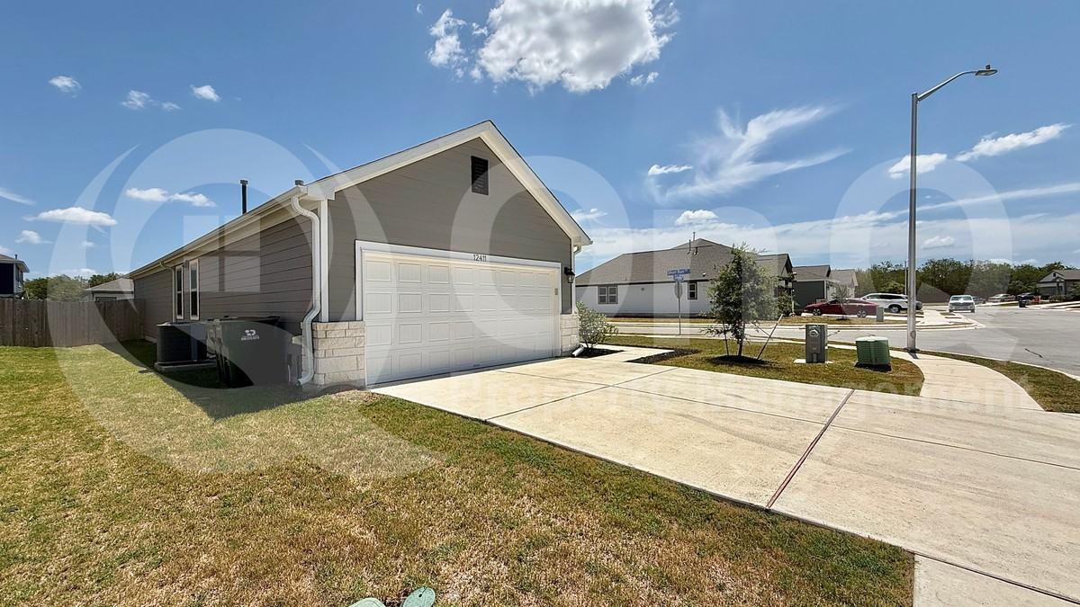 12411 Zenyatta Dr - Photo 2 of 21