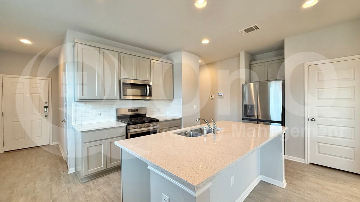 12411 Zenyatta Dr - Photo 6 of 21
