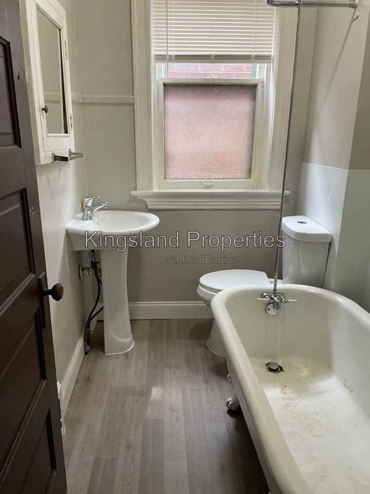 55095511 Alaska Ave #5511 - Photo 6 of 9