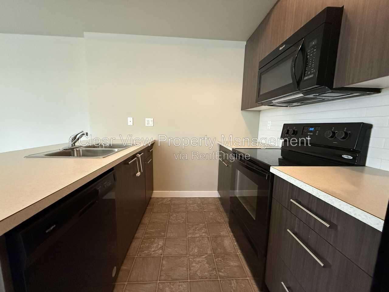 300 Marina Dr #203 - Photo 3 of 10