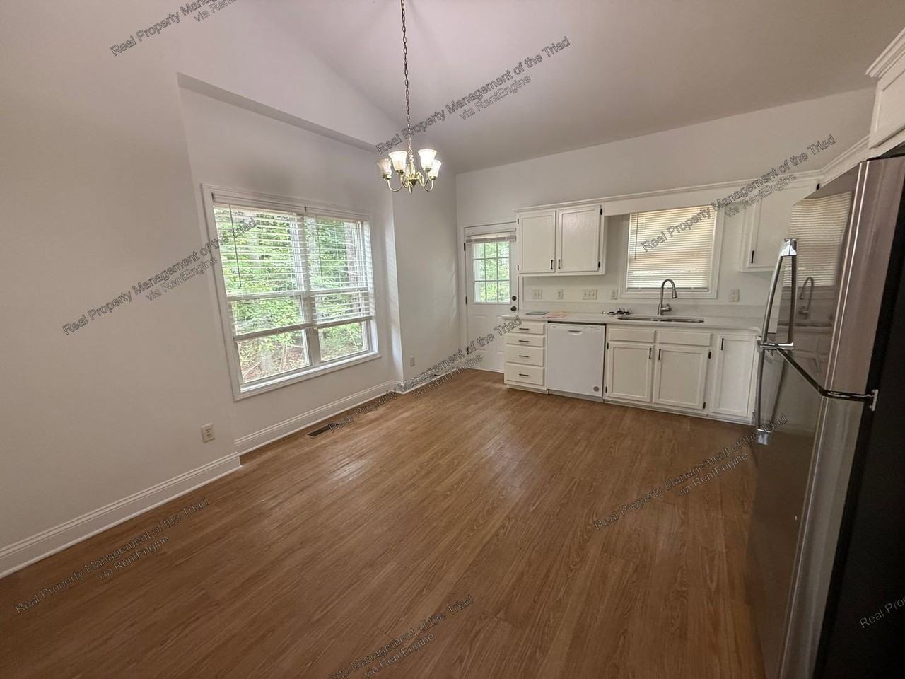 2200A Eider Ct - Photo 4 of 18