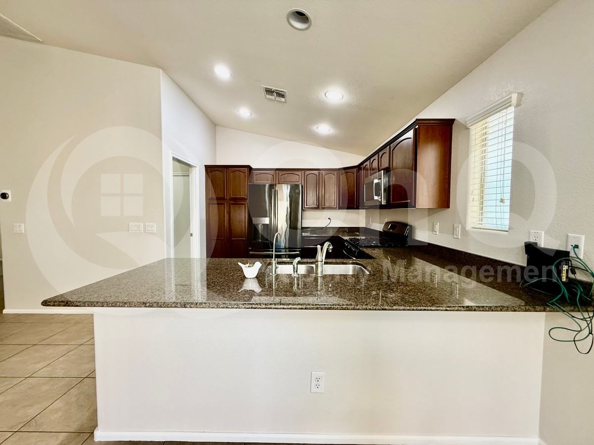 4148 E Sandy Way - Photo 5 of 28