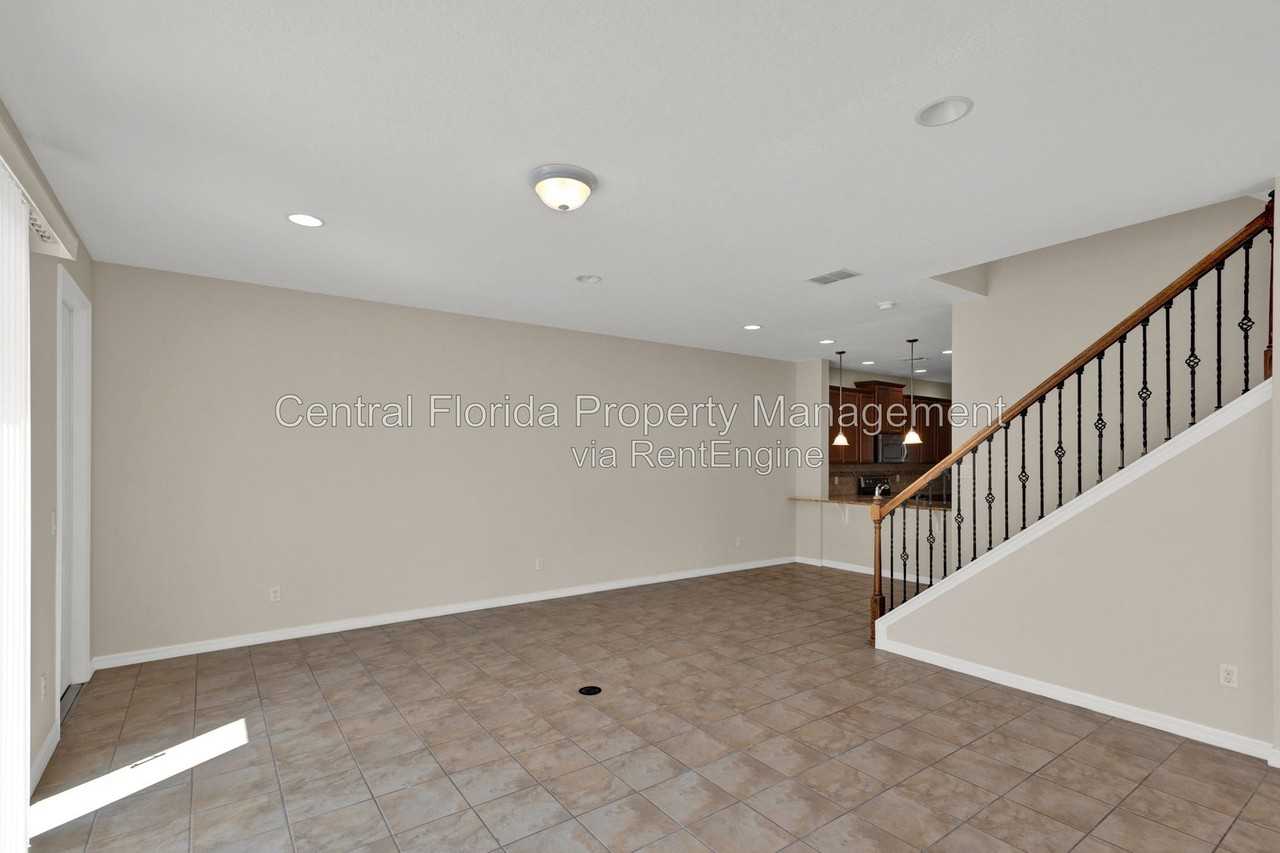 8644 Elder Ln - Photo 7 of 50
