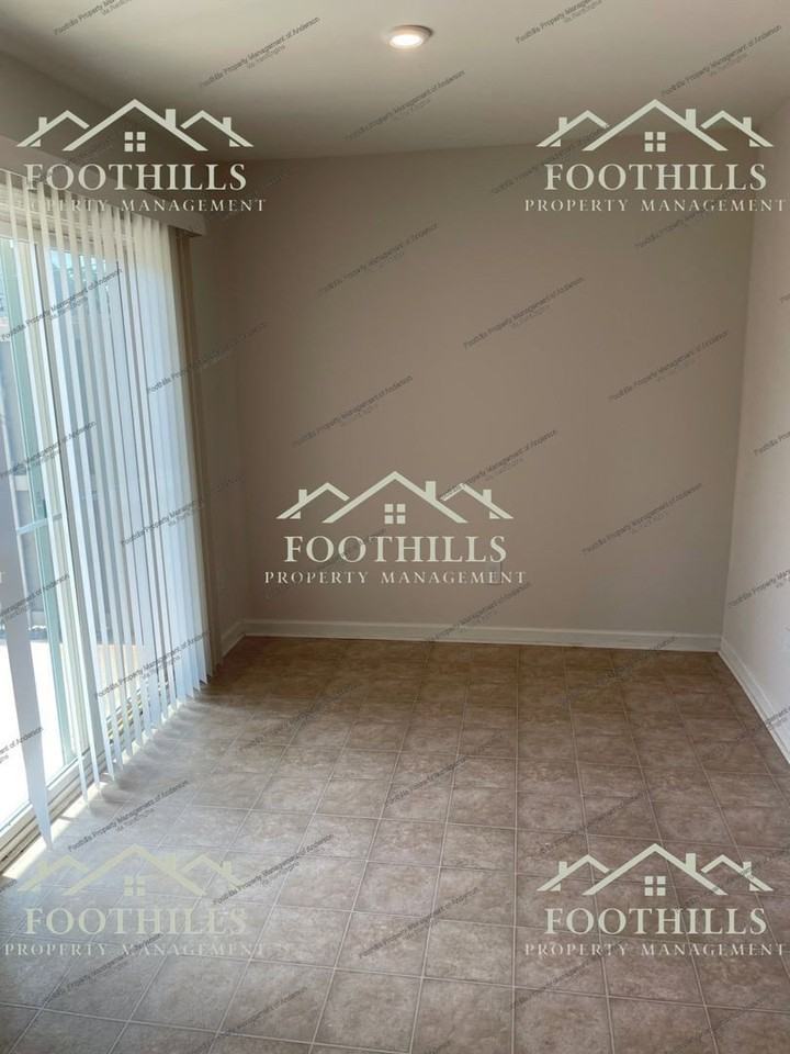 103 Nicklaus Dr - Photo 4 of 11