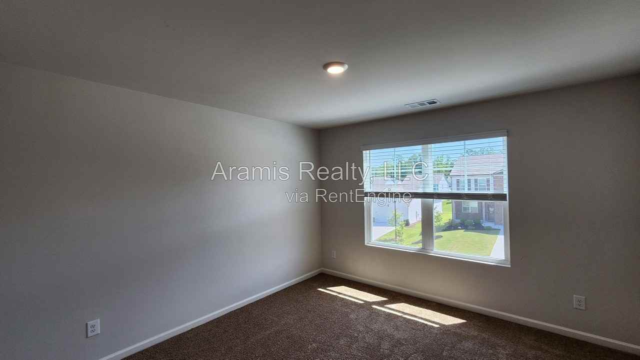7670 Demeter Dr - Photo 7 of 15