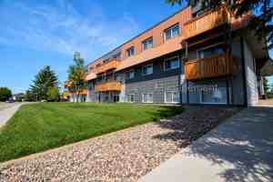 featured image of 5315 38 Ave #206