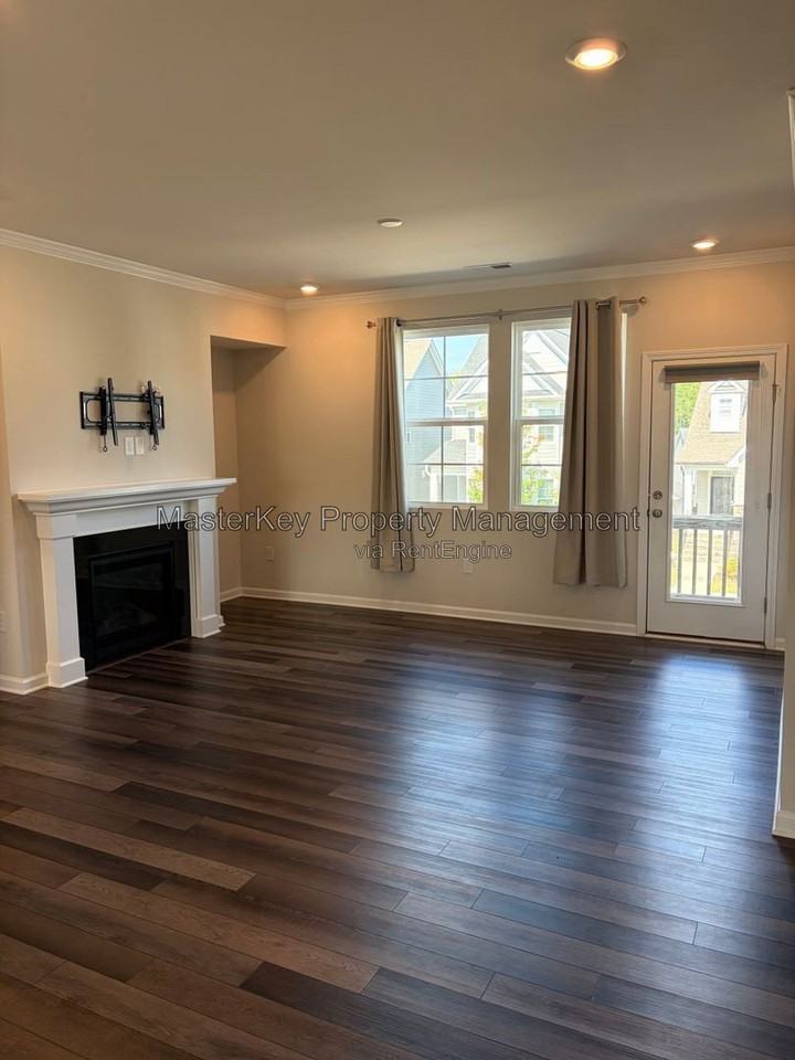 1383 Herb Garden Way - Photo 5 of 23