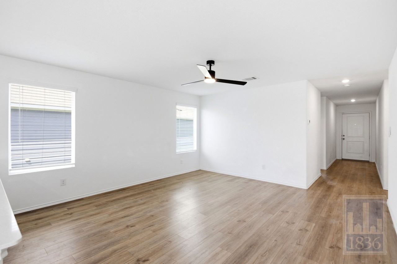 612 Clear Sky Dr - Photo 2 of 26
