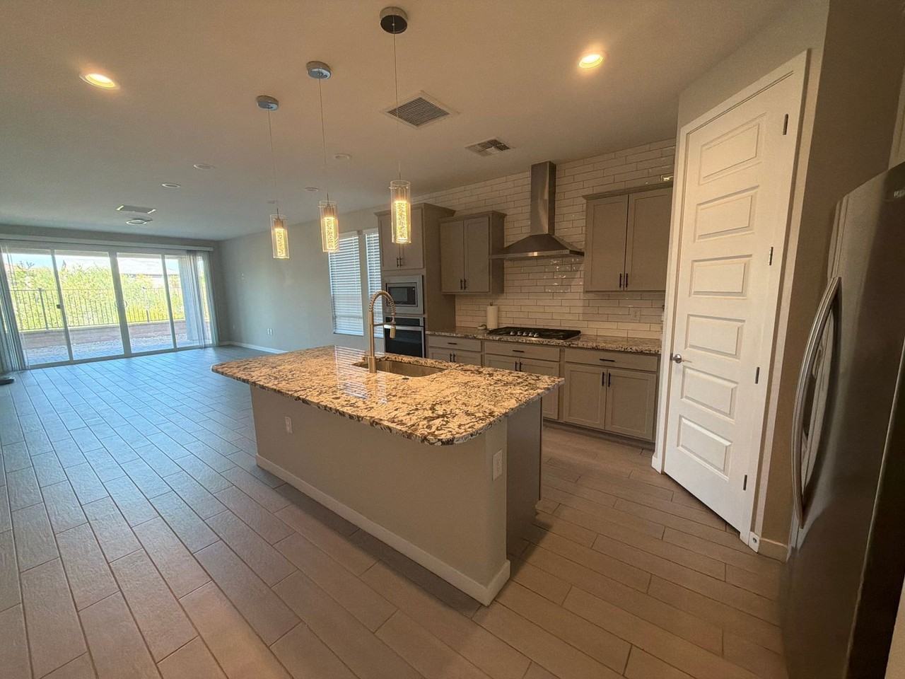 16594 W Pedro Ln - Photo 2 of 24