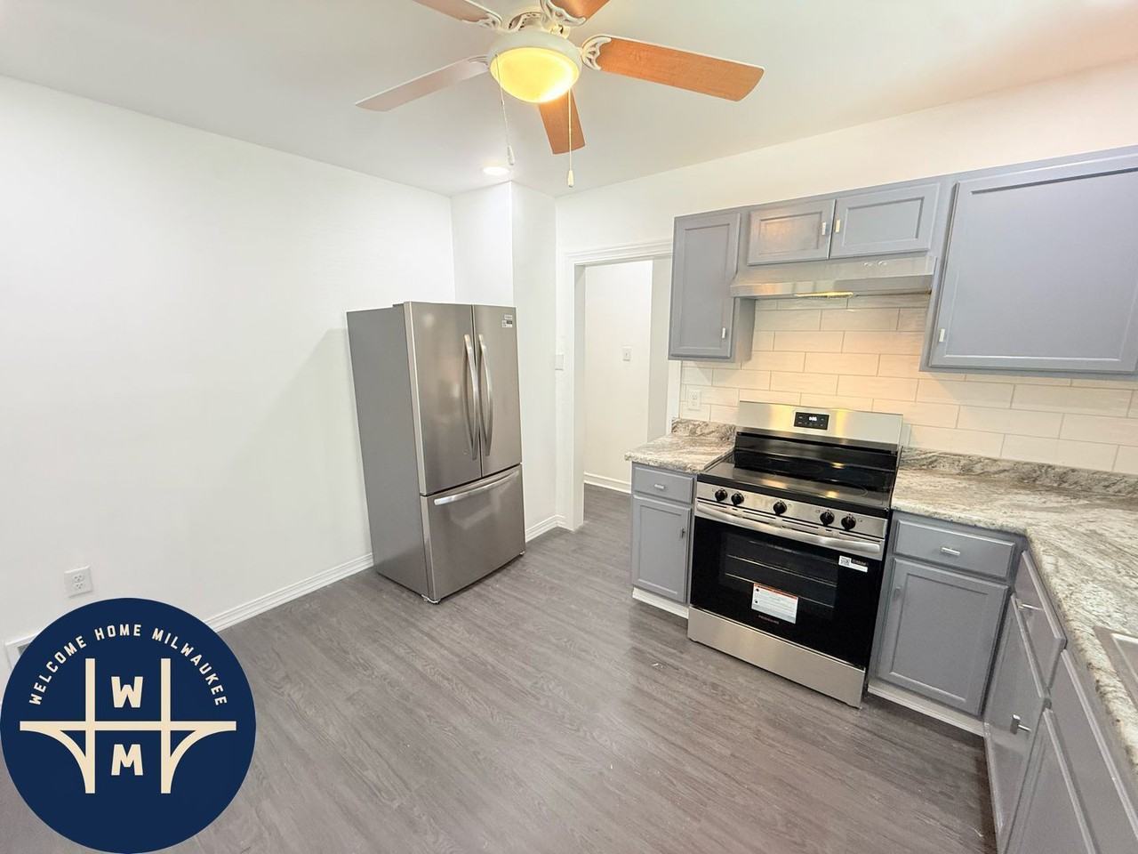 5256 N 51st Blvd - Photo 3 of 23