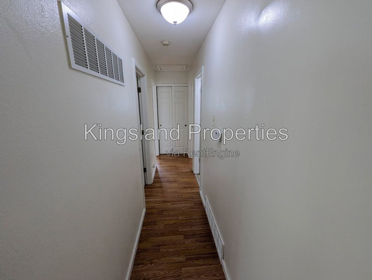 10229 Edgefield Dr - Photo 5 of 17