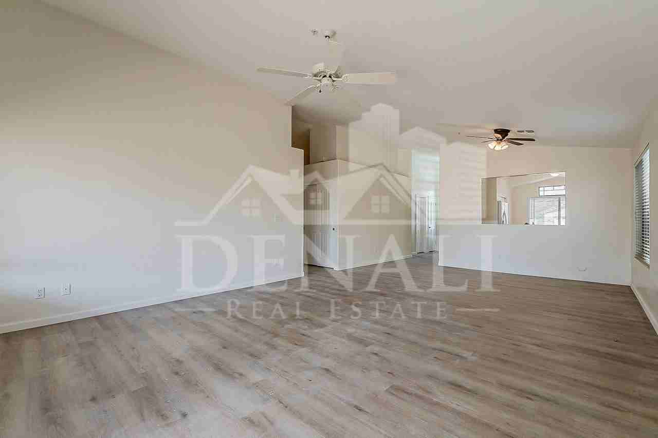 15728 N 104th St - Photo 5 of 43