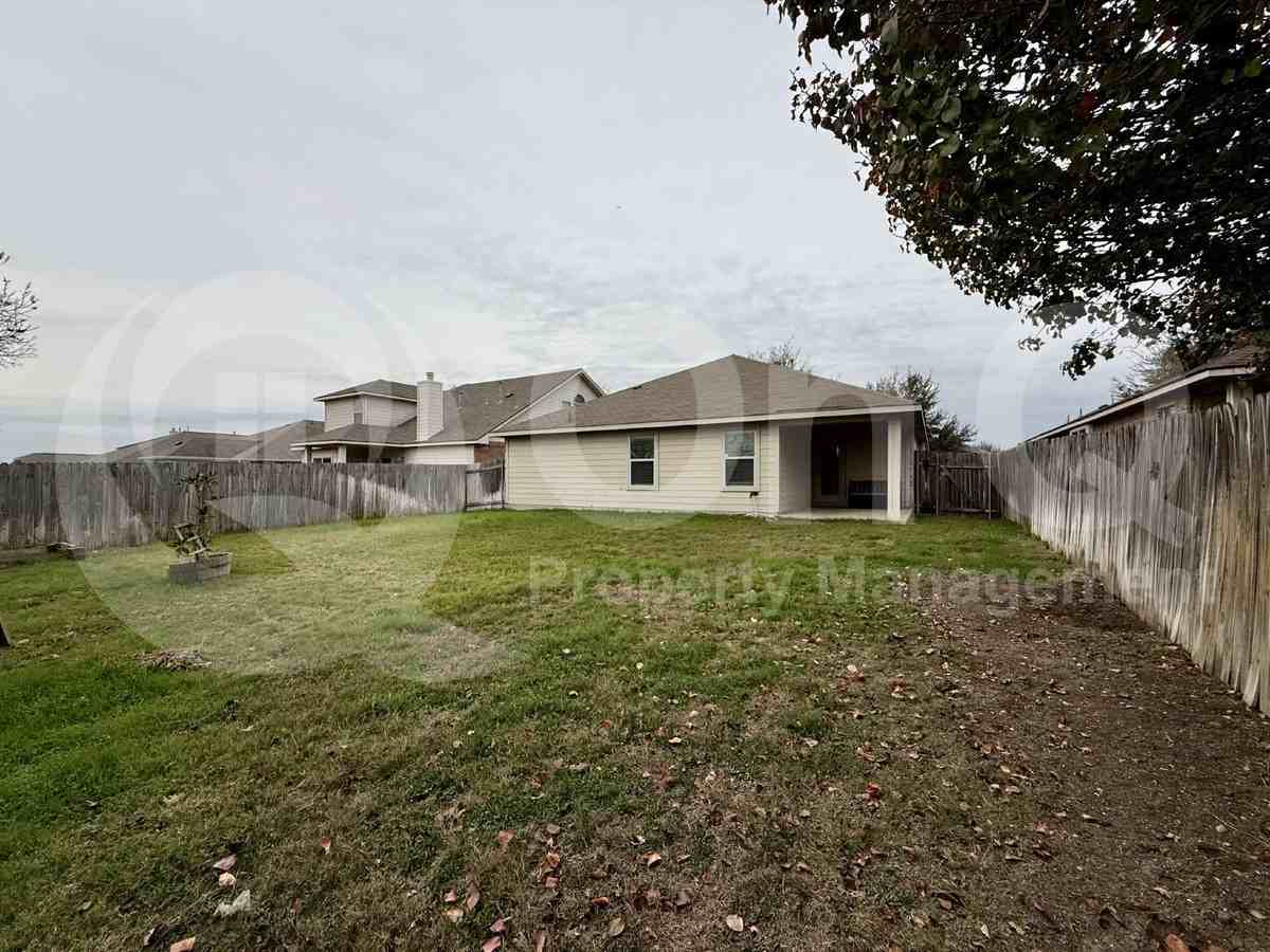 1473 Rainbow Parke Dr - Photo 5 of 5