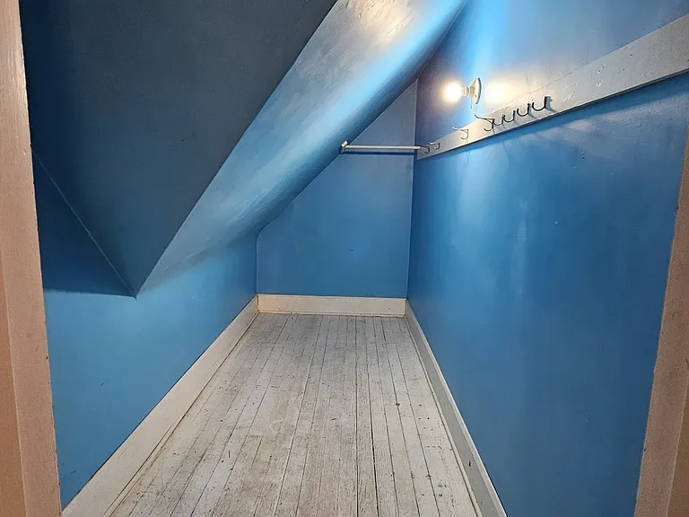 1213 Augusta St - Photo 6 of 13