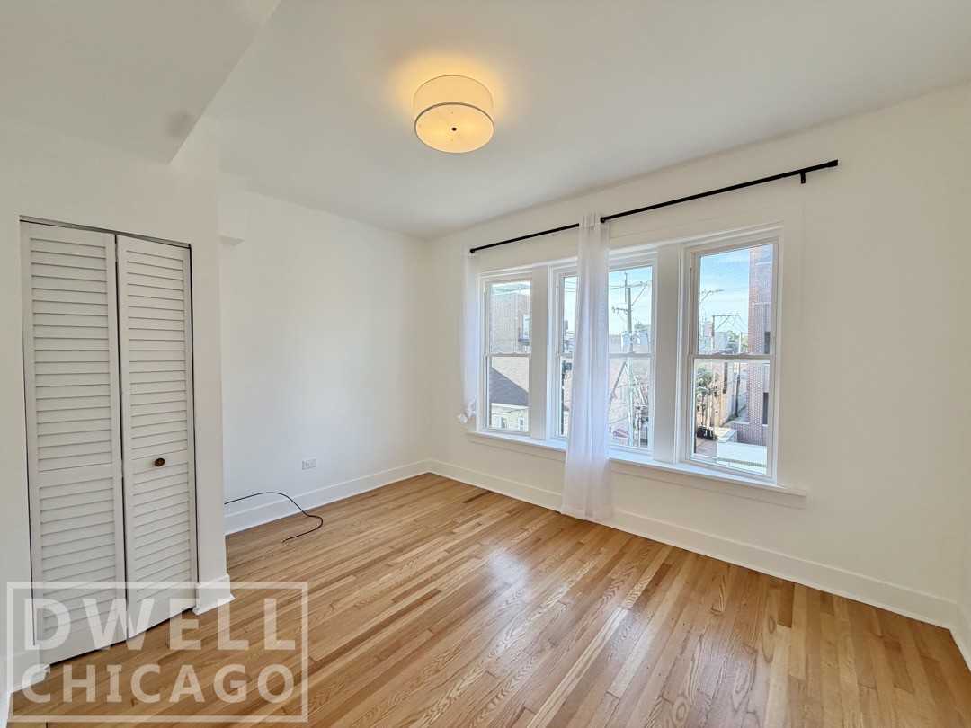 1945 W Augusta Blvd #3W - Photo 6 of 14
