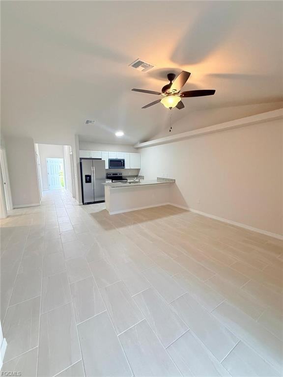 620 Se 7th St #NA - Photo 4 of 18