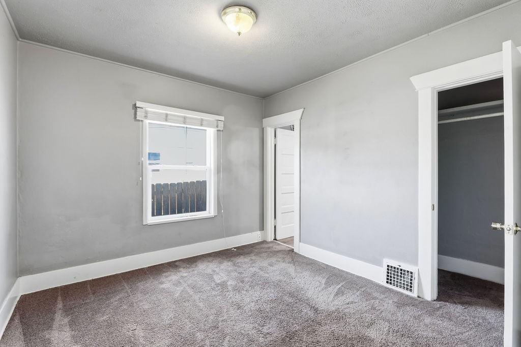 1316 E Carlisle Ave #NA - Photo 2 of 28
