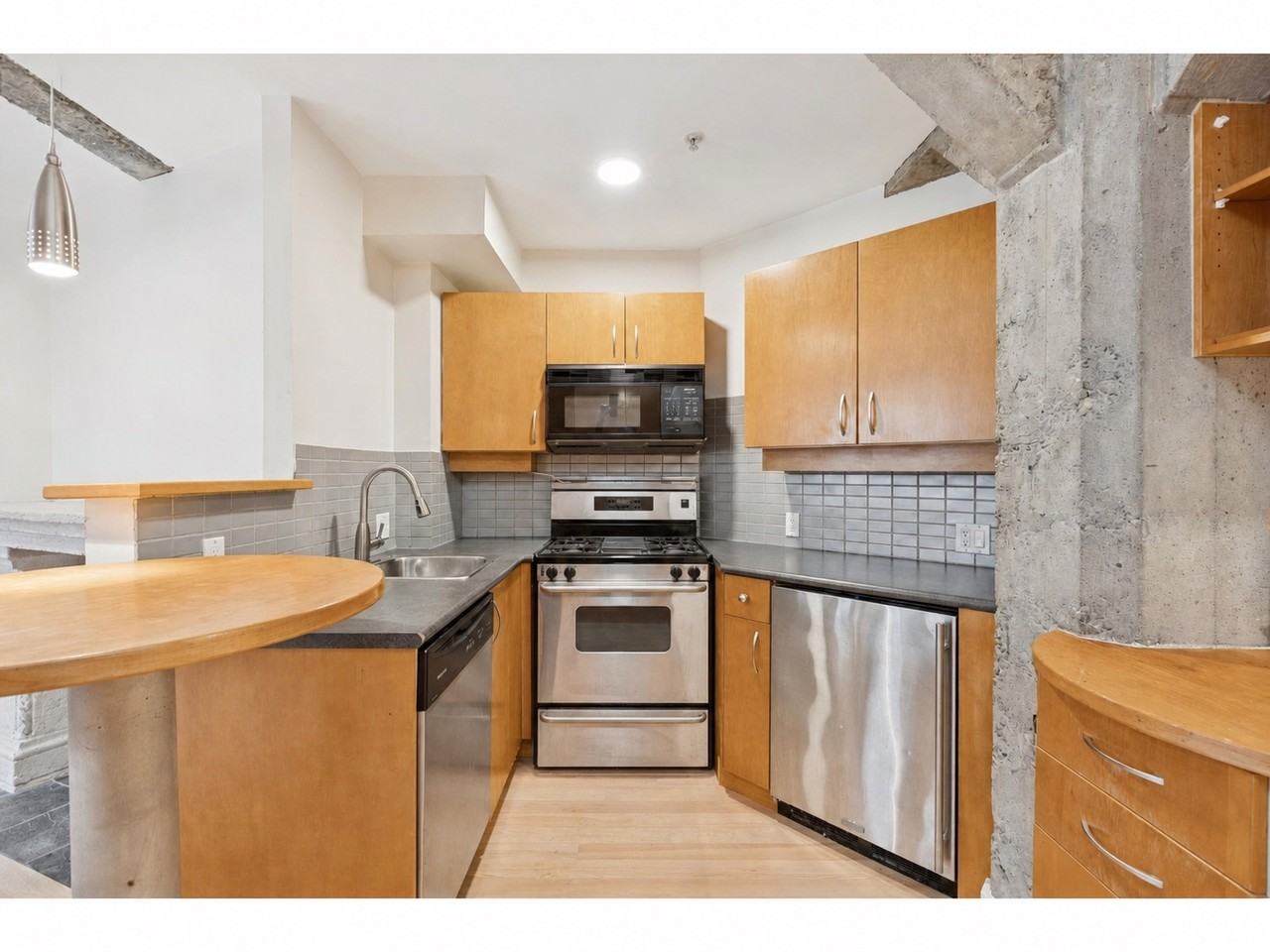 Davie St & Homer St #503 - Photo 2 of 10