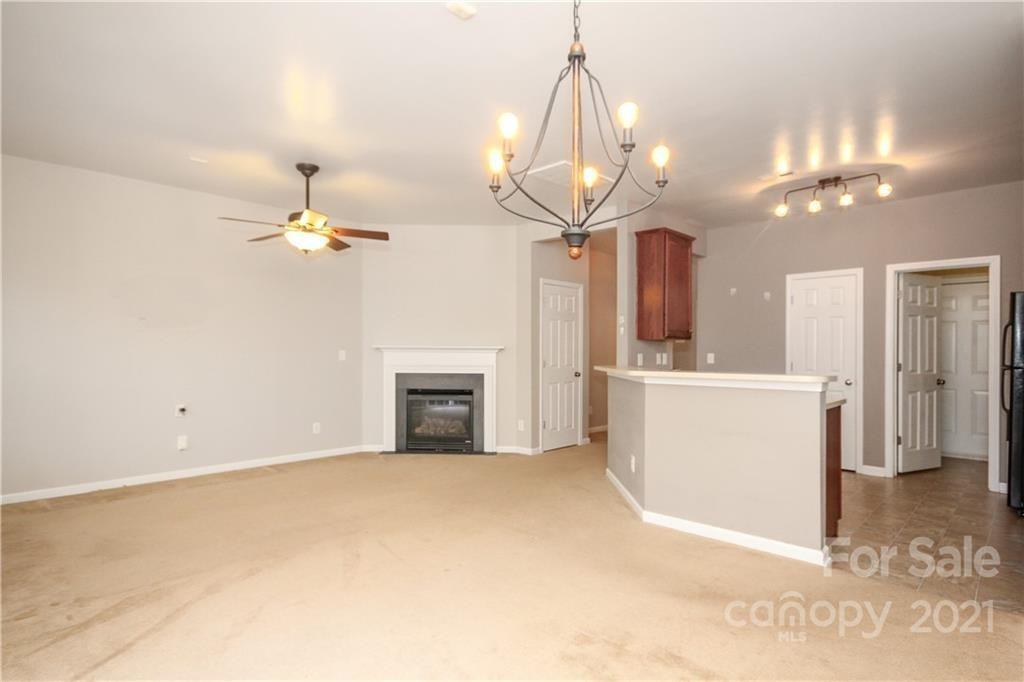 2332 Calabassas Ln #2332 - Photo 7 of 19