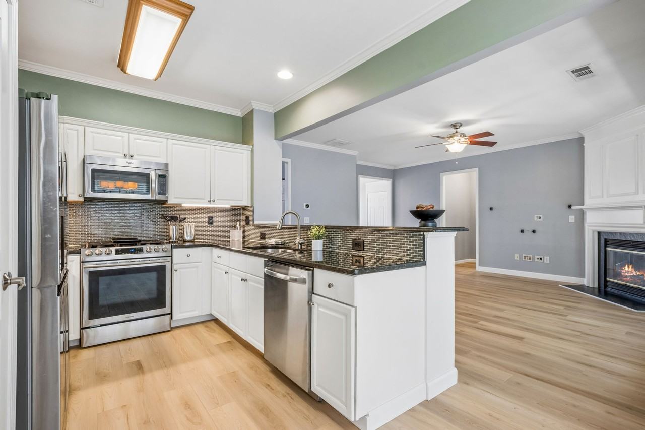 948 Santa Anita Dr #NA - Photo 5 of 22