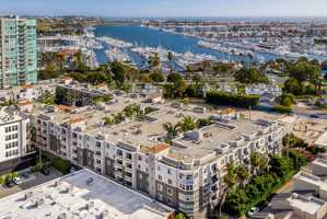 featured image of 13701 Marina Pointe Dr