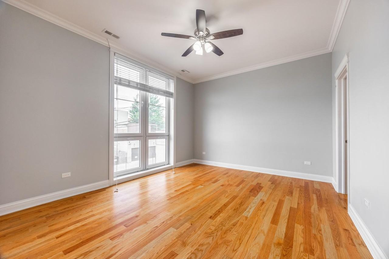 520 N Western Ave #2D - Photo 6 of 27