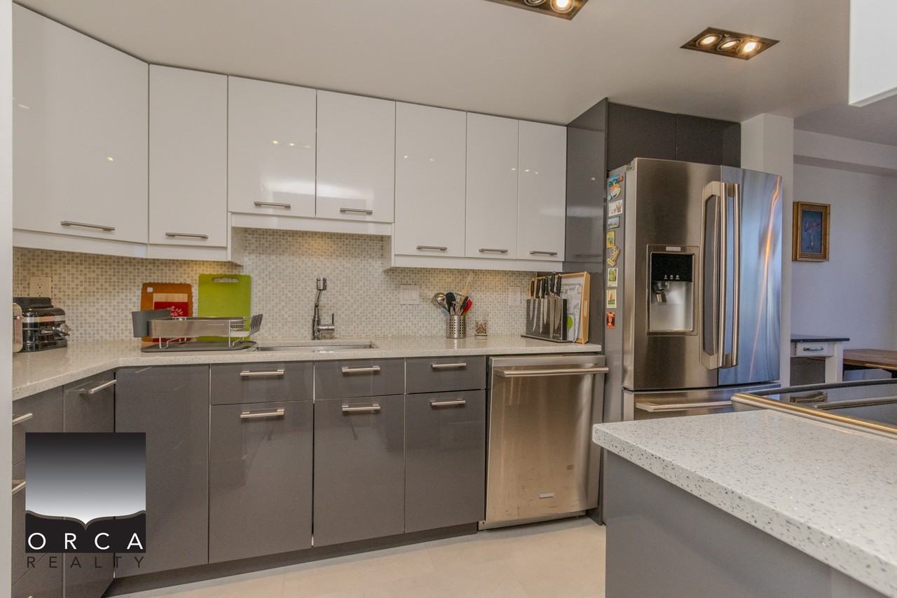 1616 West 13th Avenue 902 - Photo 6 of 21