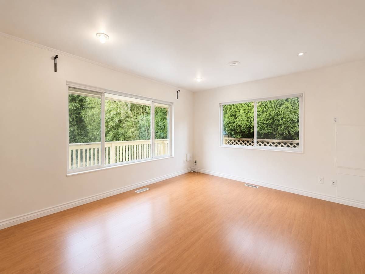 13475 Hilton Road - Photo 4 of 12