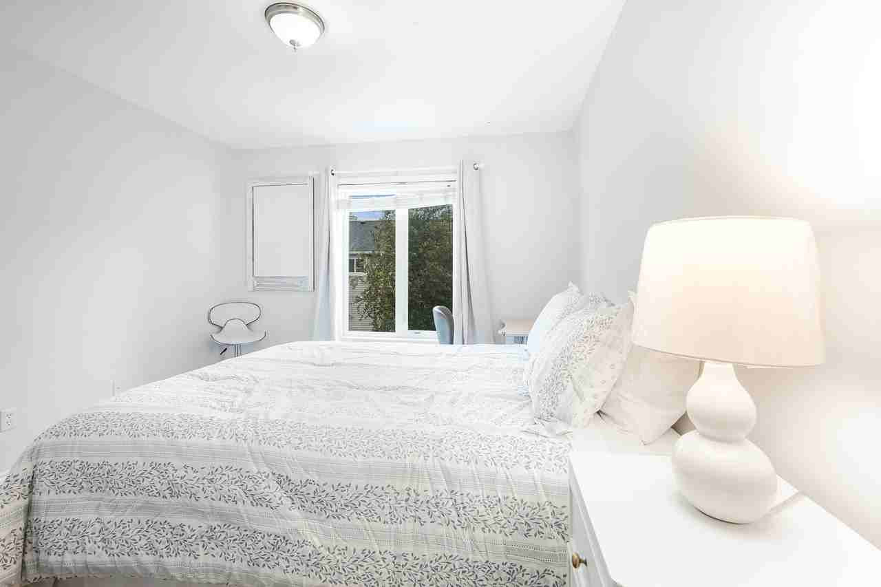 125 Strathaven Mews - Photo 2 of 32